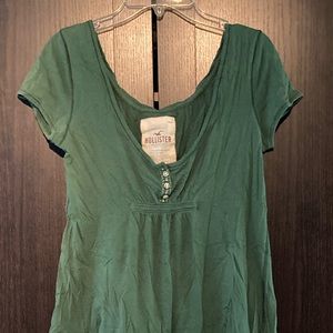 Hollister top size medium